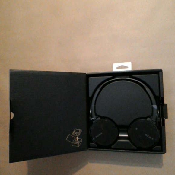SONY MDR-ZX220BT WIRELESS HEADPHONES open box - Picture 3 of 4